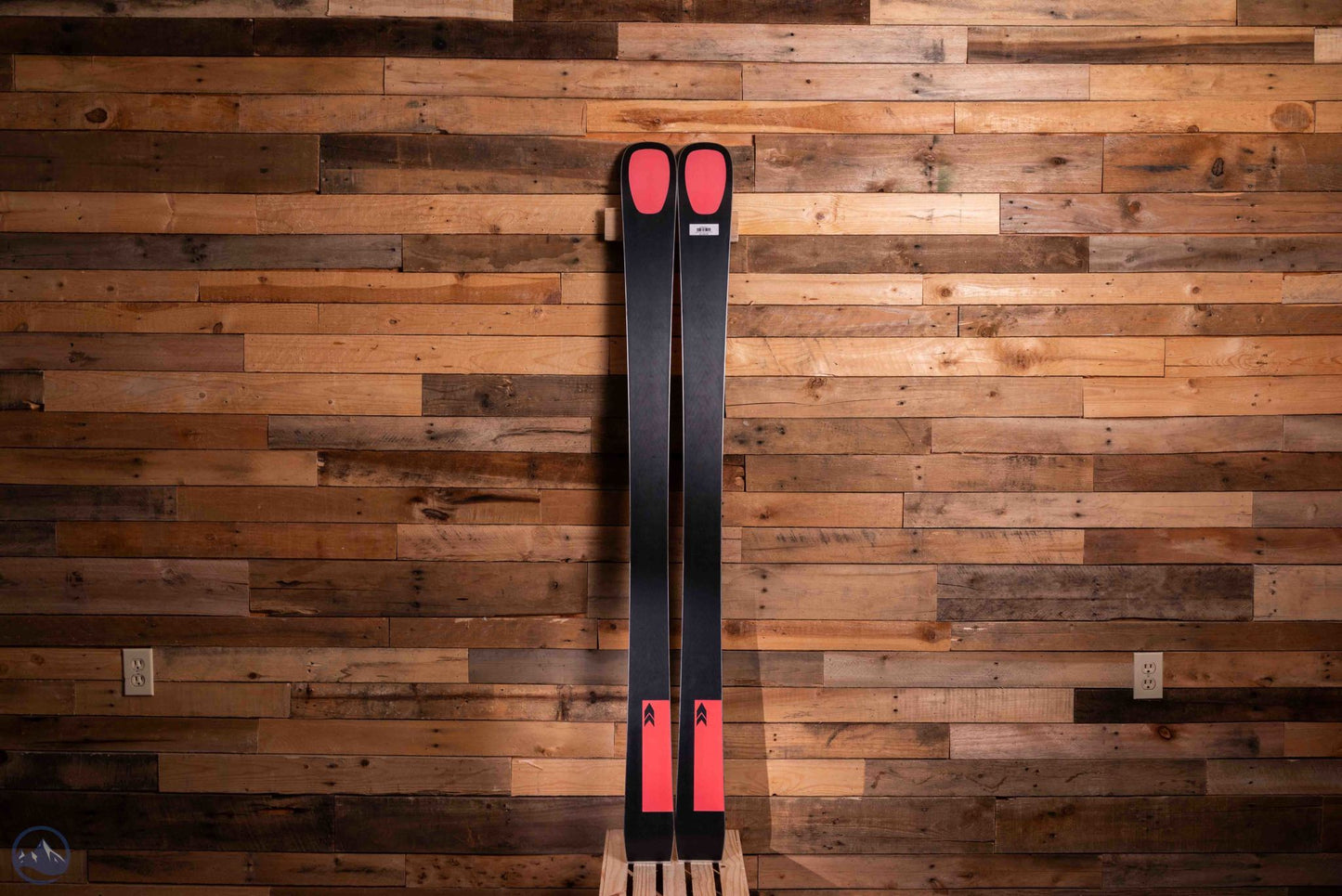 2027 Kastle MX88 Skis