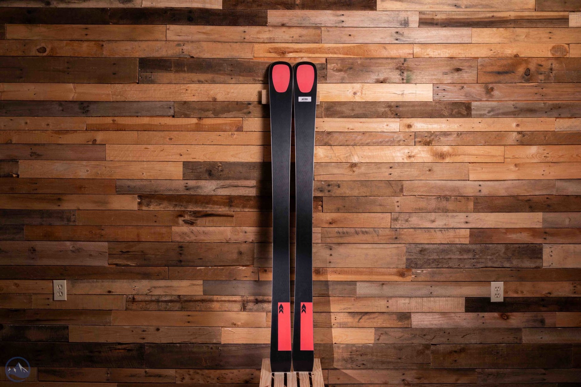 2027 Kastle MX88 Skis