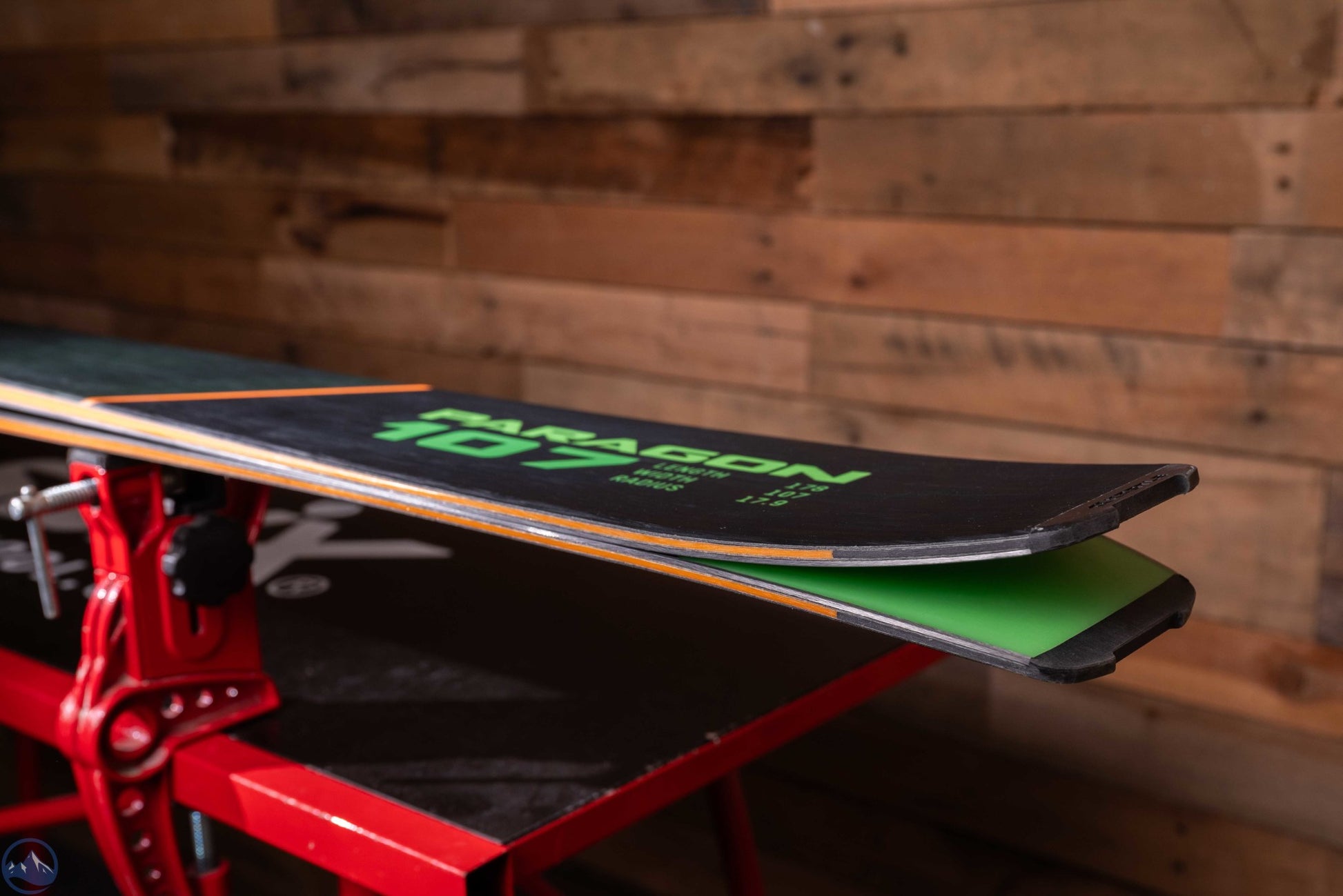 2027 Kastle Paragon 107 Skis