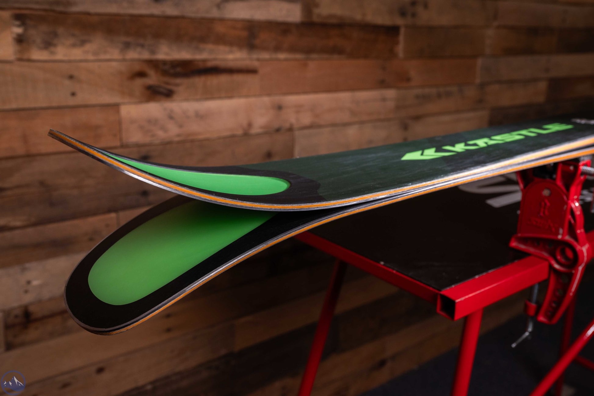 2027 Kastle Paragon 107 Skis