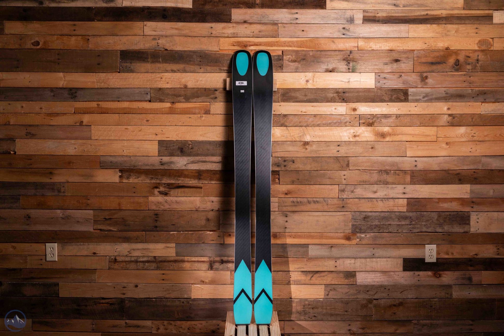 2027 Kastle Paragon 93 Skis