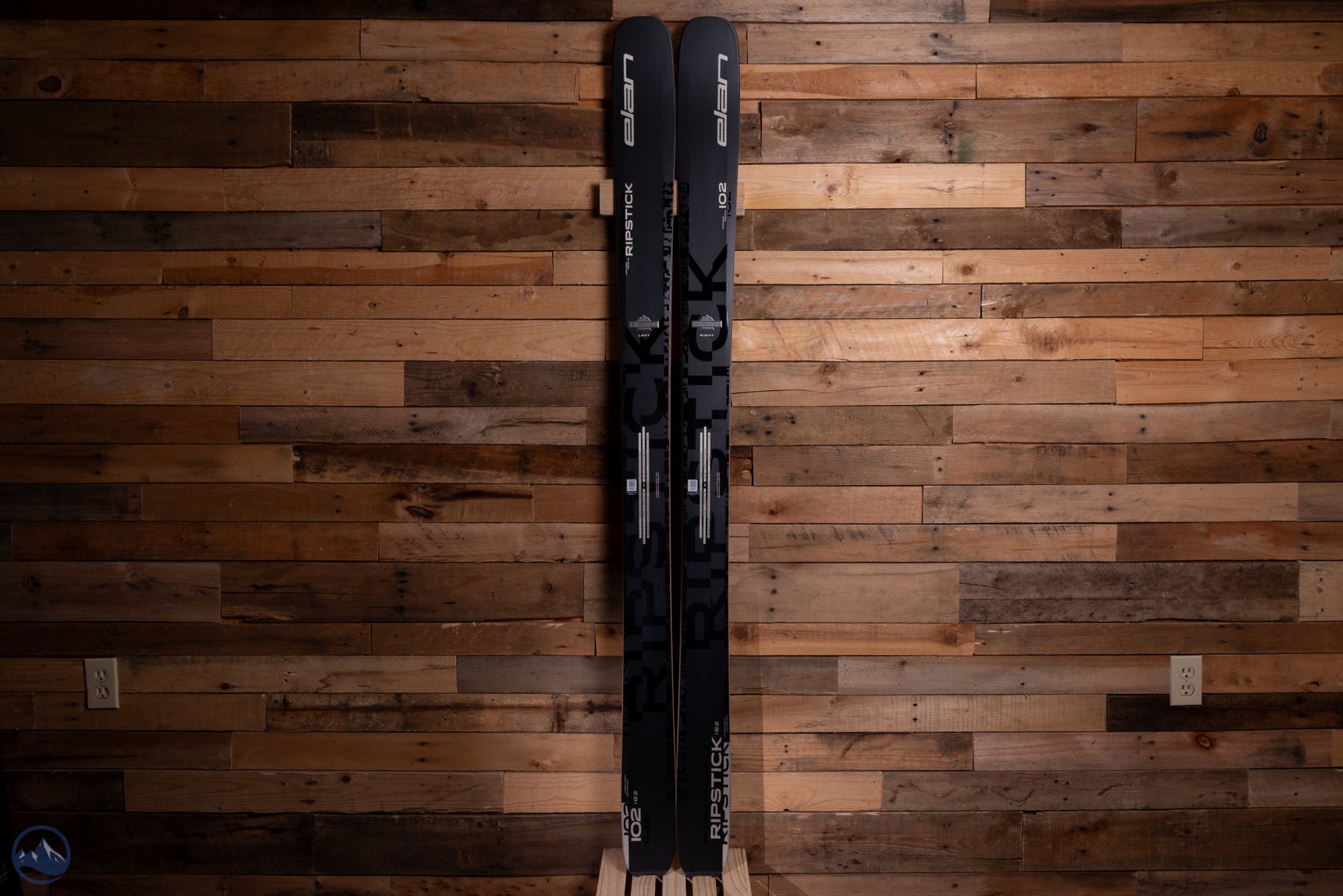 2026 Elan Ripstick 102 Black Edition Skis