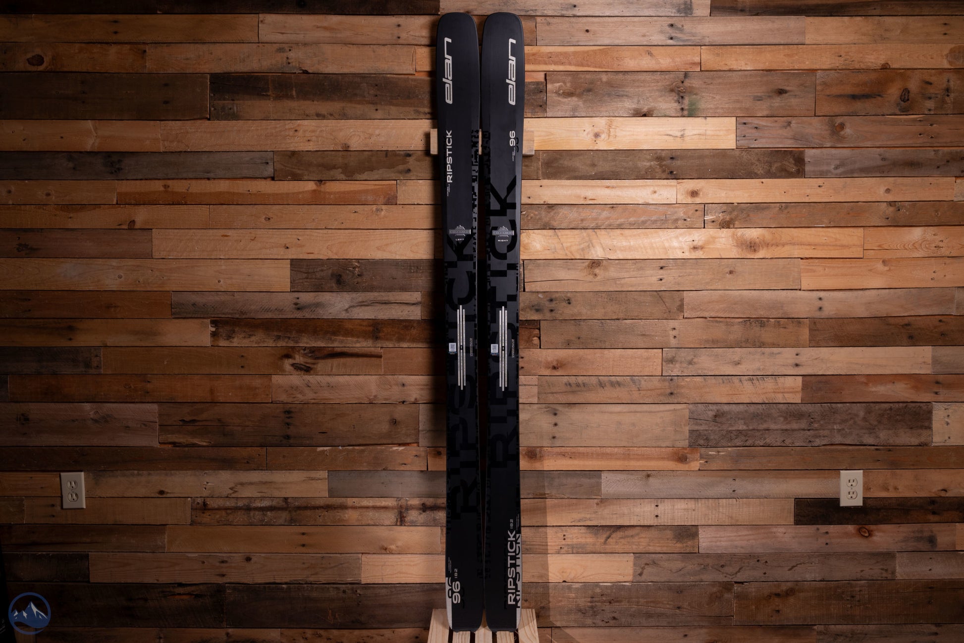 2026 Elan Ripstick 96 Black Edition Skis