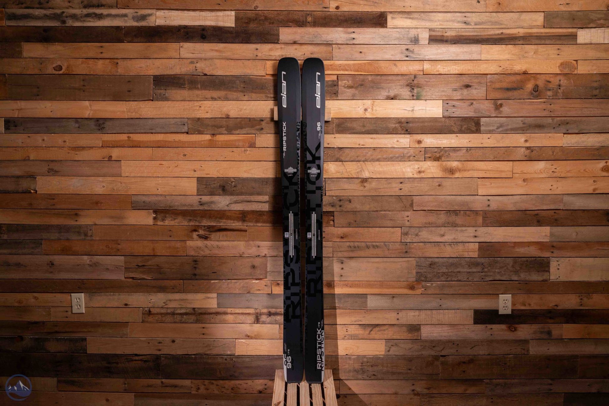 2026 Elan Ripstick 96 Black Edition Skis